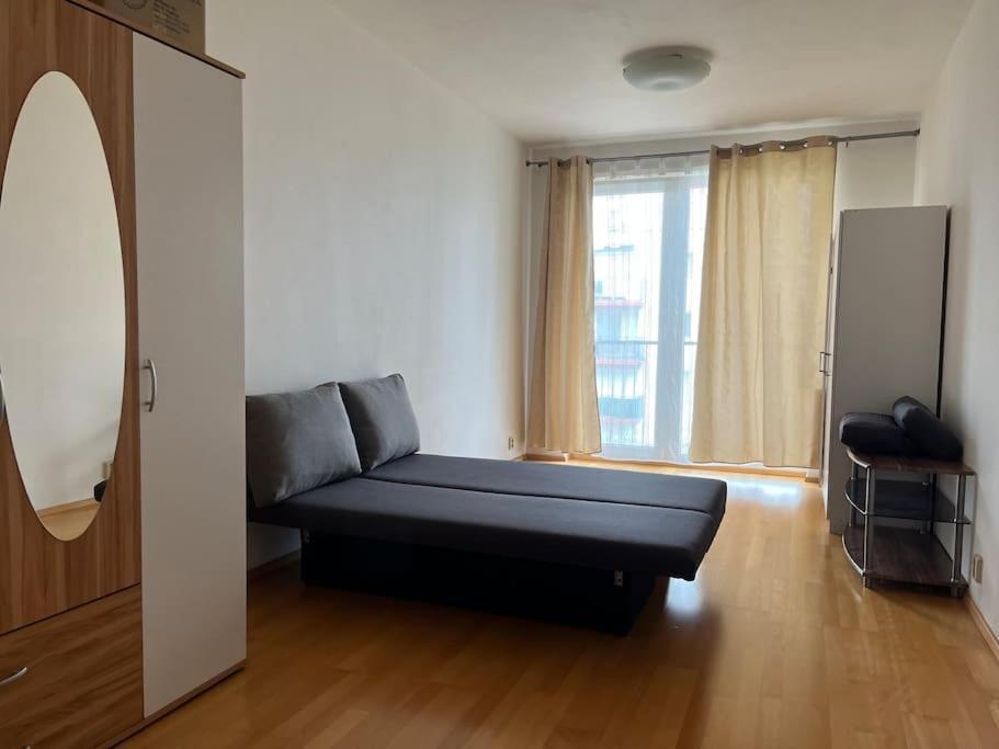 Apartment Hurka - 15 Min Do Centra, Garaz Прага Екстер'єр фото