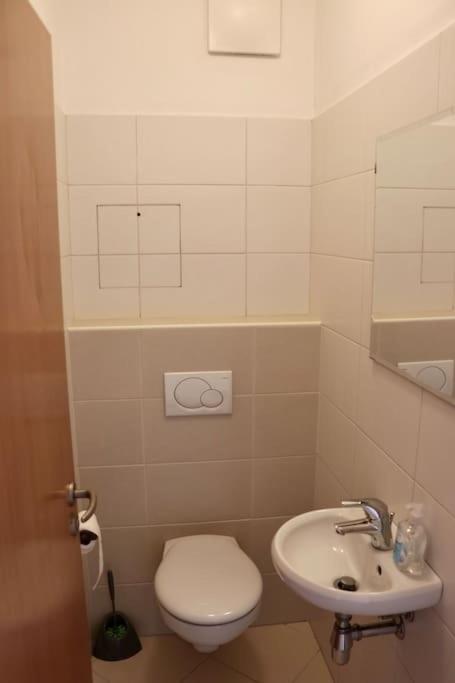 Apartment Hurka - 15 Min Do Centra, Garaz Прага Екстер'єр фото