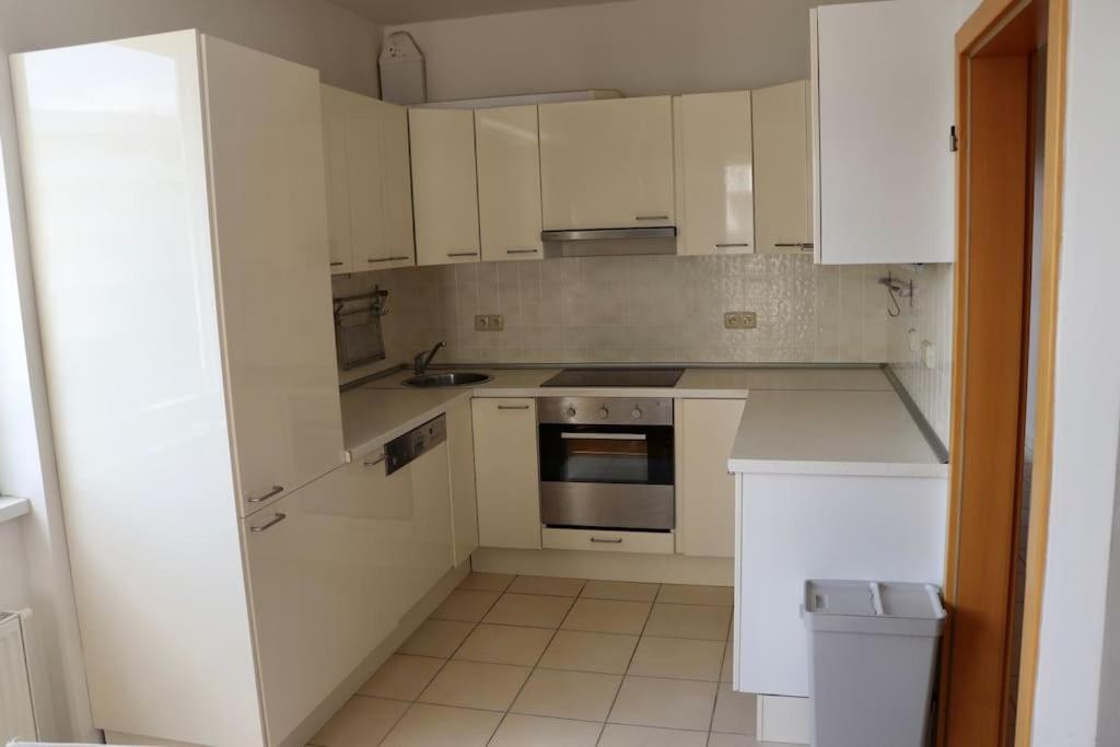 Apartment Hurka - 15 Min Do Centra, Garaz Прага Екстер'єр фото
